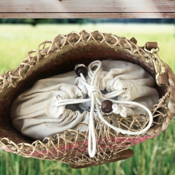 NANETTE LEPORE Clementine Handmade Striped Woven Jute Wood-Handle Bucket Bag - Picture 5 of 14